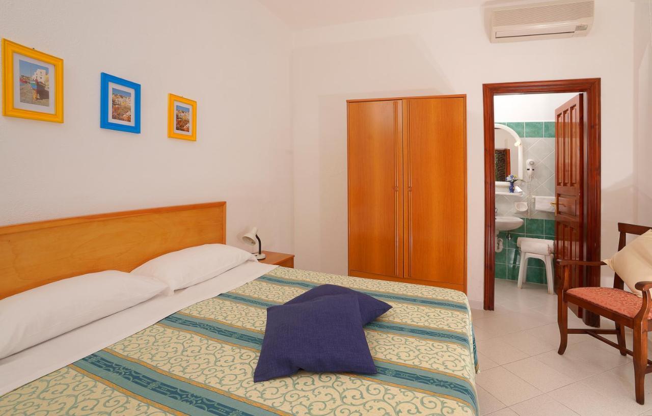 Hotel Villa Mena Forio di Ischia المظهر الخارجي الصورة